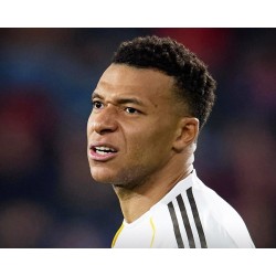 Kylian Mbappén päätös loukkaantumisten suhteen Kylian Mbappén päätös loukkaantumisten suhteen